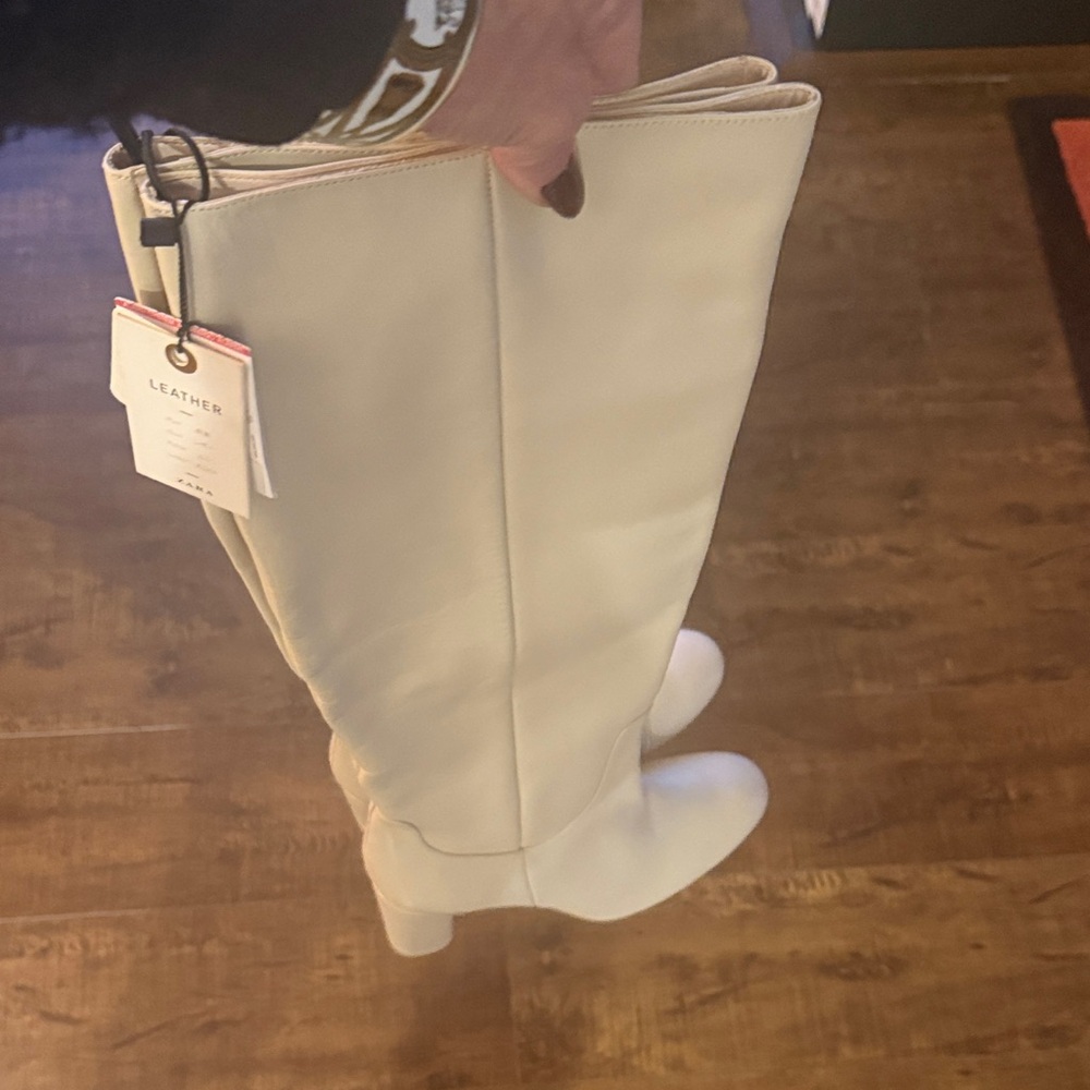 Zara Cream to the Knee Boots - Picture 7 of 9
